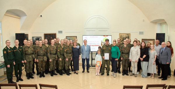 В ЦДРА ОТКРЫЛАСЬ ХУДОЖЕСТВЕННАЯ ВЫСТАВКА, ПОСВЯЩЕННАЯ ДНЮ ПОБЕДЫ НАД МИЛИТАРИСТСКОЙ ЯПОНИЕЙ